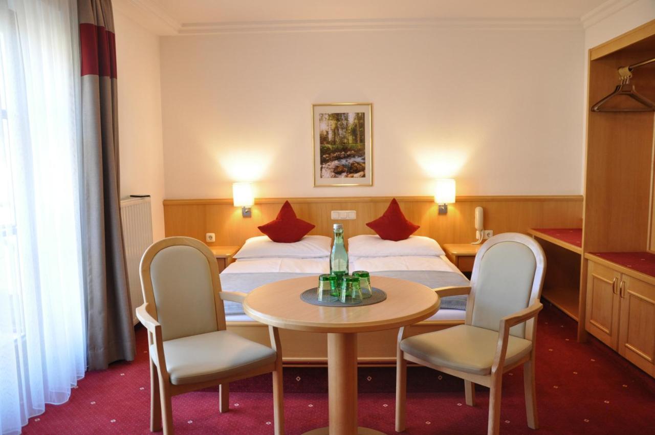 Schattauer 4*